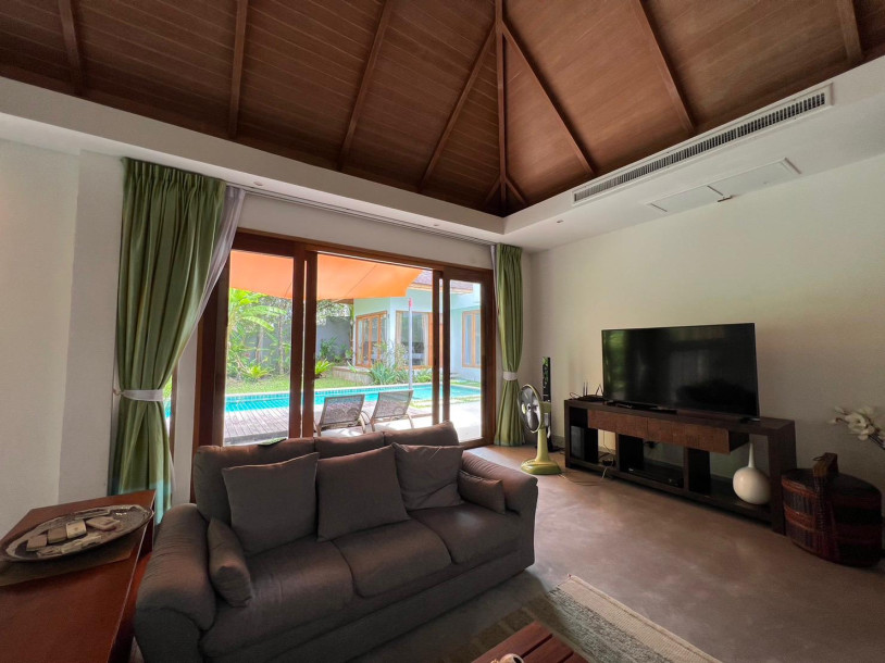Contemporary 3 Bedroom Pool Villa For Sale in Natural Surroundings in Chalong-5