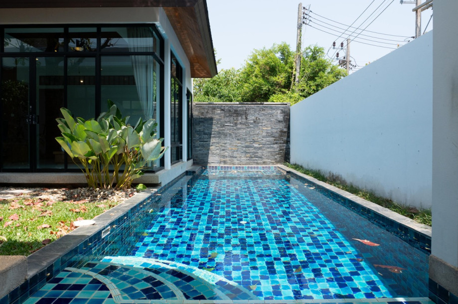 Spacious Three Bedroom Villa With Private Pool In Rawai, Phuket-1