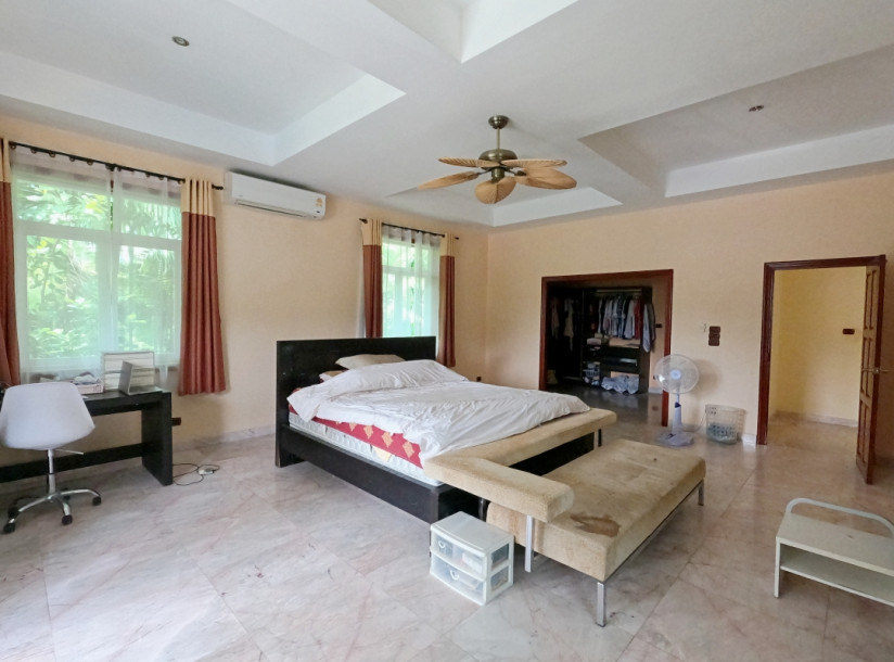 Exquisite 6-bedroom pool villa for sale in Kathu Near Phuket Country Club-12