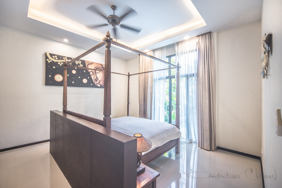 Saiyuan Estate // 2 bed 2 bath semi-detached corner villa 10 mins drive to Nai Harn beach-14