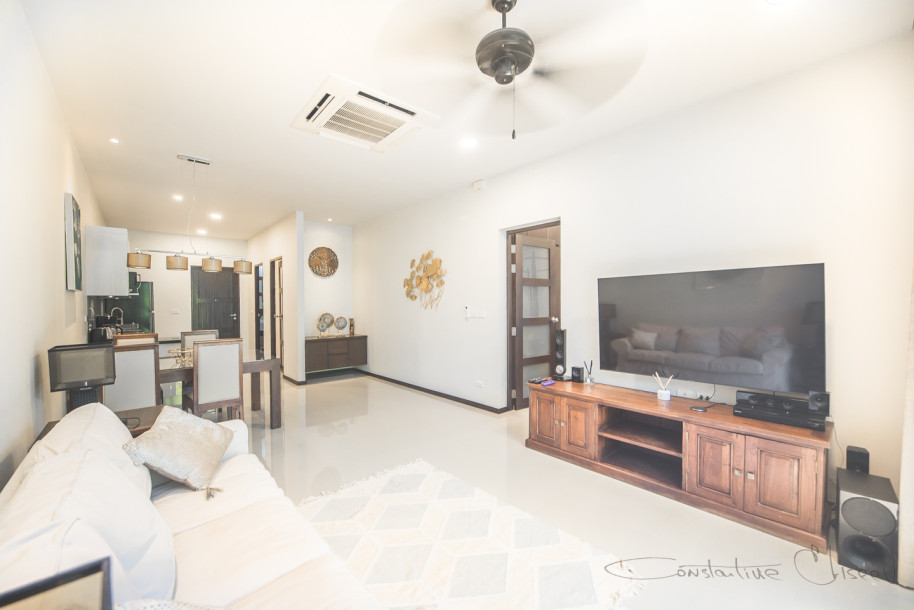 Saiyuan Estate // 2 bed 2 bath semi-detached corner villa 10 mins drive to Nai Harn beach-23