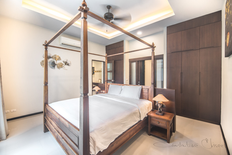 Saiyuan Estate // 2 bed 2 bath semi-detached corner villa 10 mins drive to Nai Harn beach-16