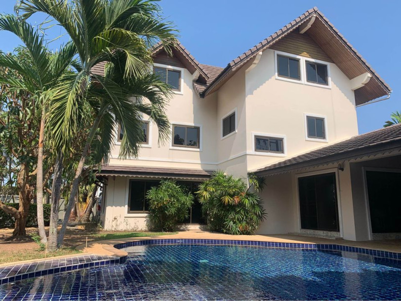 Architectural in Perfect Condition 4 Bed 5 Bath with Private Pool in Rawai-1