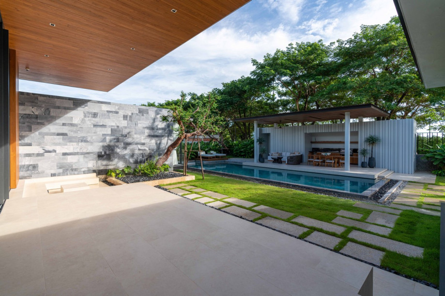 Botanica Foresta | The modern luxurious Pool Villa Three bedrooms Three bathrooms in Cherngthalay-9