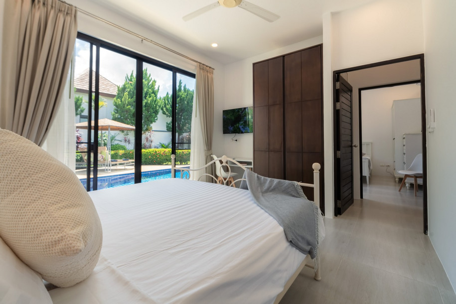 Fully Renovated 3 Bed Pool Villa in Popular Rawai Location near Stay Phuket 5-star Resort-18