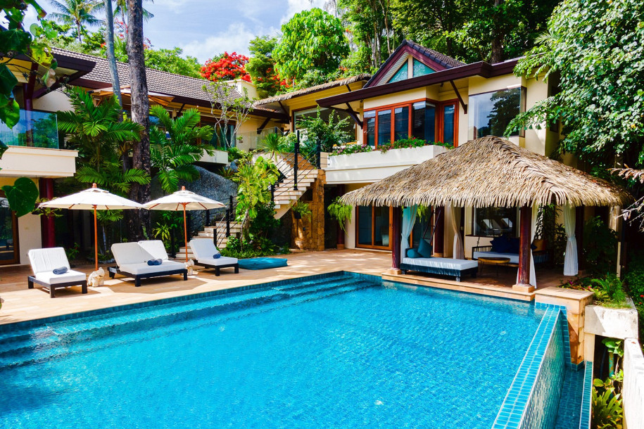 4 Bed 4 Bath Luxury Beachfront Pool Villa in Baan Kata Villas for sale in Phuket-1