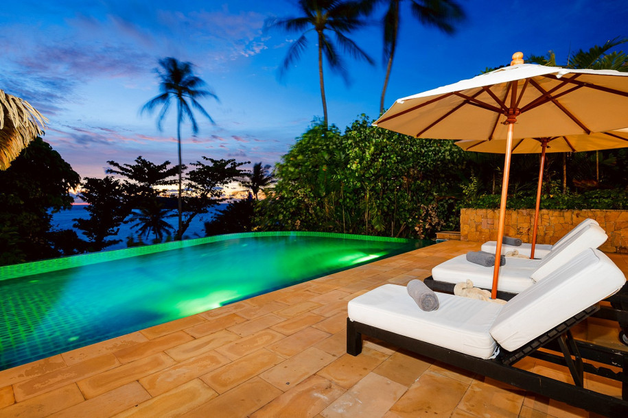4 Bed 4 Bath Luxury Beachfront Pool Villa in Baan Kata Villas for sale in Phuket-24
