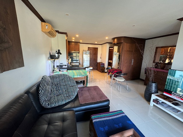 Contemporary Comfort  2 Bedroom  with  City and Sea Views in Patong-14