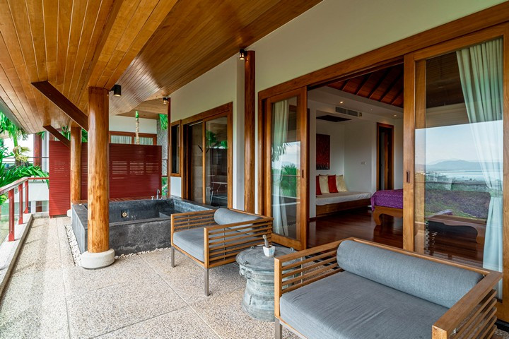 Baan Thai Surin: A Grand Villa 4 Bed 5 Bathwith Panoramic Sea Views in Surin, Phuket-33