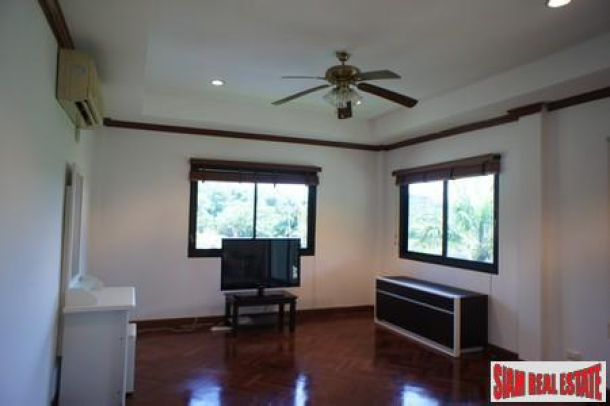 Nakatani Village Estate | Three Bedroom Luxury Villa For Rent in Patong-12