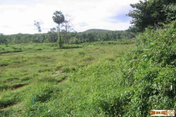 Large 2 rai 1 ngan block of land in Mission Hills area-1