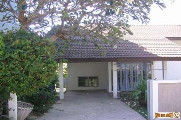 Three  Bedroom Villa for Rent in Nai Harn-1