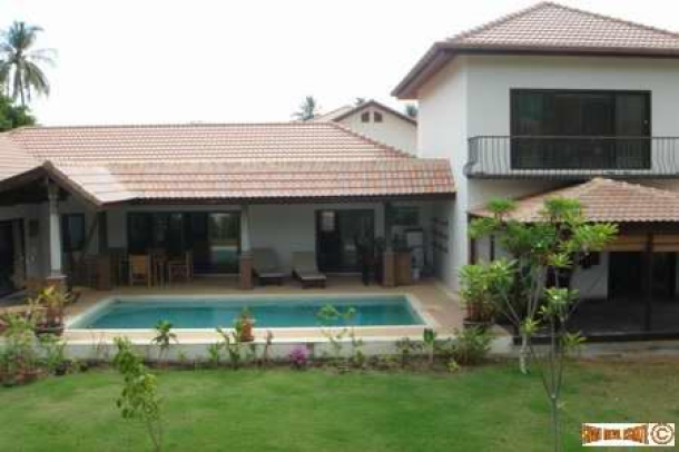 5 bedroom house with pool and separate apartment, Chalong-5