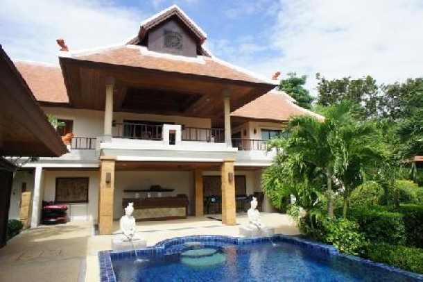 Executive Luxury Residence in Baan Bua Estate, Naiharn-2