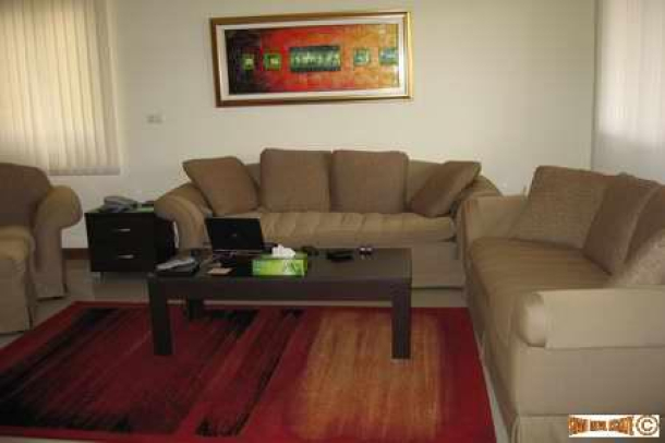 Large 3 Bed House with Swimming Pool and Snooker Table, Patong-3