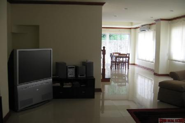 Large 3 Bed House with Swimming Pool and Snooker Table, Patong-6