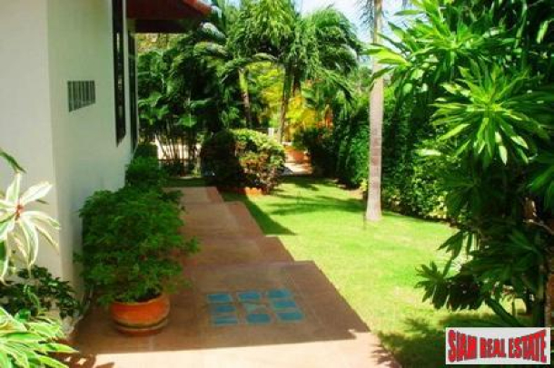 Beautiful 3 to 4 bedroom, furnished home in Nai Harn-14