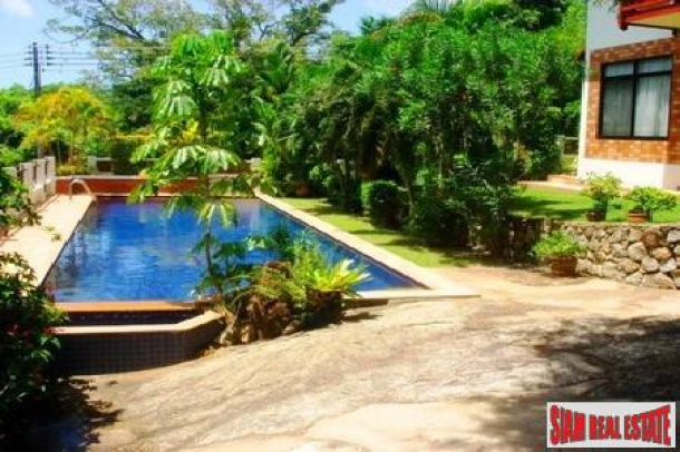 Beautiful 3 to 4 bedroom, furnished home in Nai Harn-2