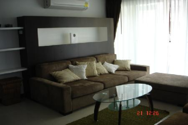 Luxurious light and airy luxury condominiums on Sukhumvit 61-1