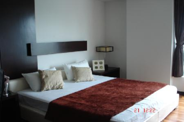 Luxurious light and airy luxury condominiums on Sukhumvit 61-7