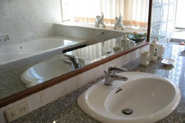 Executive Mansion | Three Sumptuously Furnished Condos for Rent on Phorm Phong-8