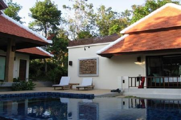 Baan Bua | Nai Harn Three Bedroom Pool Villa for Holiday Rental-10