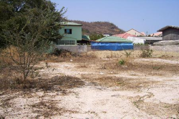 Land For Sale In Hua Hin Near New Developments and Mountain Views-3