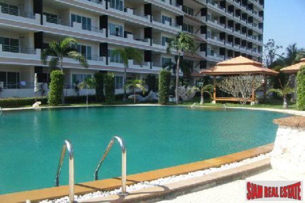 New Condominium Resort with Sea Views Only 300 Metres From The Beach-1