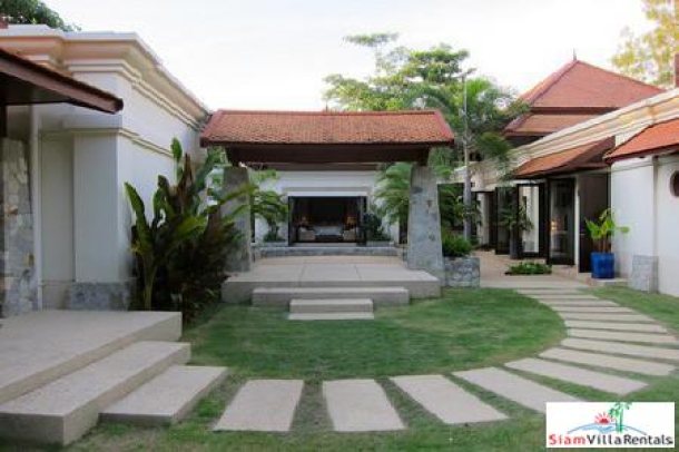 Beautifully styled 2 bedroom pool villas for rent-14