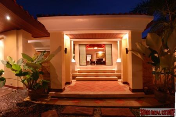 Beautifully styled 2 bedroom pool villas for rent-5