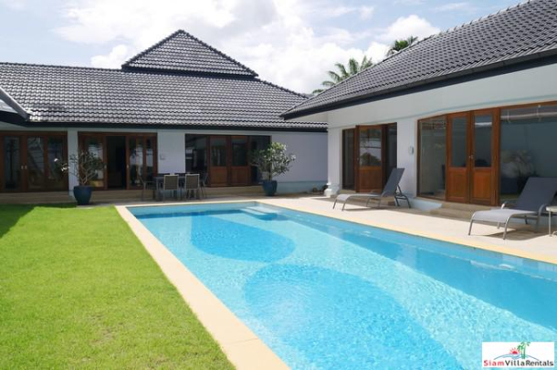 Loch Palm Courtyard | Glorious Family Home with Private Pool and Large Master Bedroom for Rent-1
