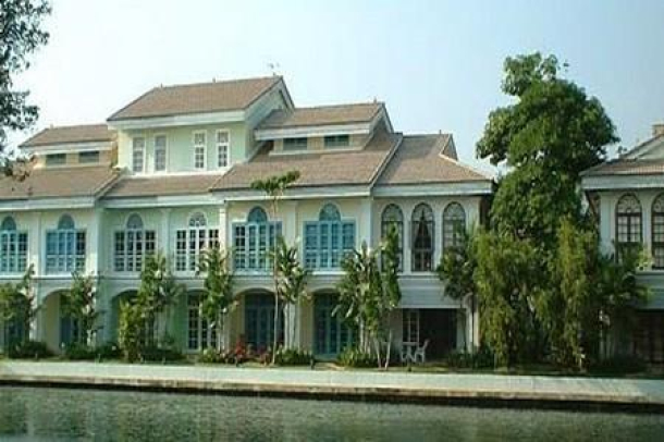 The Boat Lagoon | Furnished Town House in the Prestigious Boat Lagoon Estate, 2 Bedrooms-2