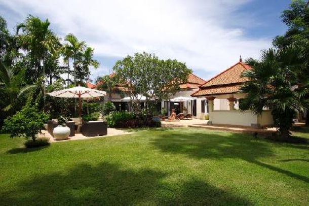 4 Bedroom Luxury Pool Villa in Prestigious Estate, Laguna, Phuket-10