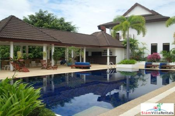 Rawai Villas | Contemporary Two Bedroom Holiday Pool Villa for Rent in Rawai, Phuket-10
