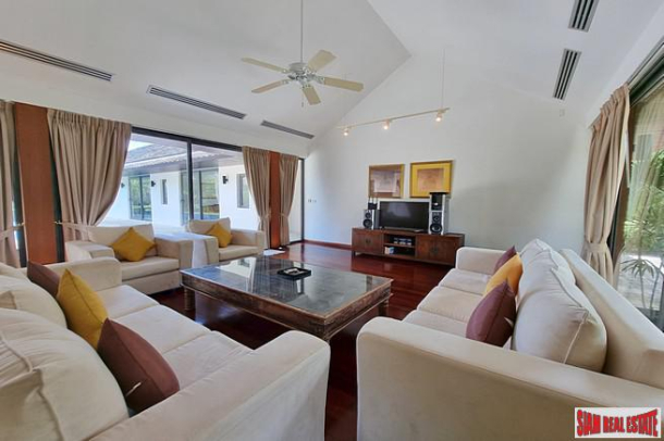 Rawai Villas | Elegant  3 Bedroom Pool Villa with Sauna  for Rent in Rawai-9