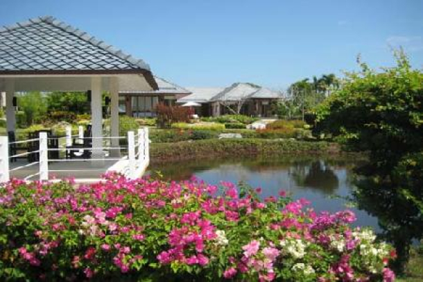 Rawai Villas | Elegant Three Bedroom Pool Villa with Sauna, Holiday Rental in Rawai, Phuket-2