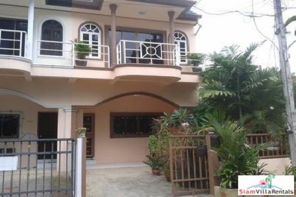 Two Bedroom Townhouse for Rent in Patong-12