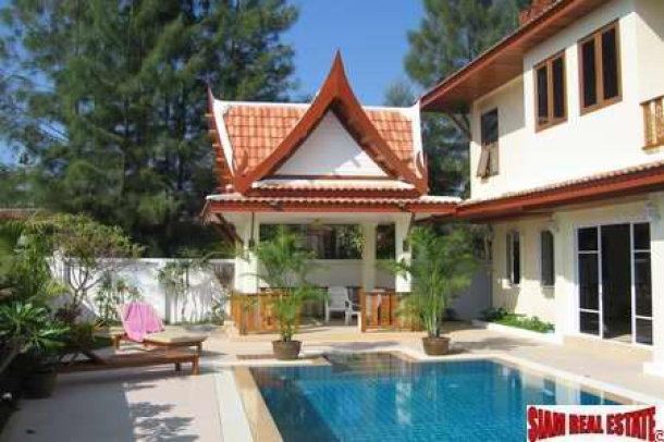 Three bedroom Thai stlye house with swimming pool-1