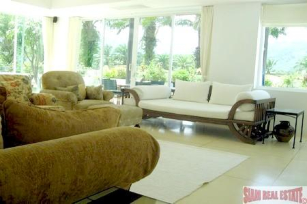 Golf Course Town House for Sale with Pool in Loch Palm, Kathu Phuket-5