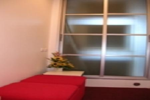 AP City Smart | Modern Two Bedroom  Condo for Rent in Sukhumvit 18 Asoke Area-5