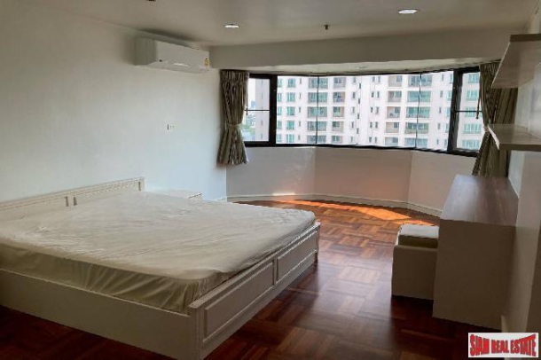 Baan Suanpetch | Newly Renovated 2 Bedroom Condo for Rent in Phrom Phong-3