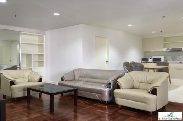 Baan Suanpetch | Newly Renovated 2 Bedroom Condo for Rent in Phrom Phong-5