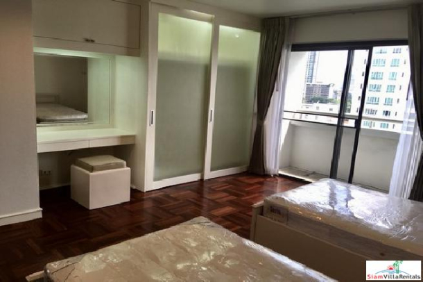 Baan Suanpetch | Newly Renovated 2 Bedroom Condo for Rent in Phrom Phong-7