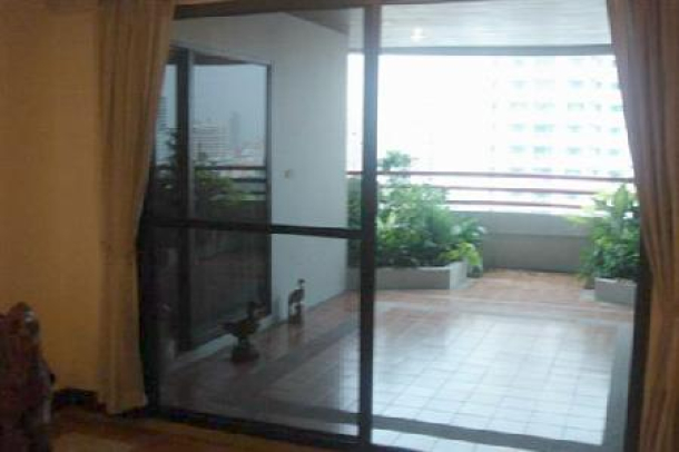 3 Bedroom in prestigious address near Sukhumvit 33,-7