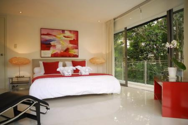 1 Bedroom Apartment for Holiday Rental with Communal Swimming Pool at Patong, Phuket-3