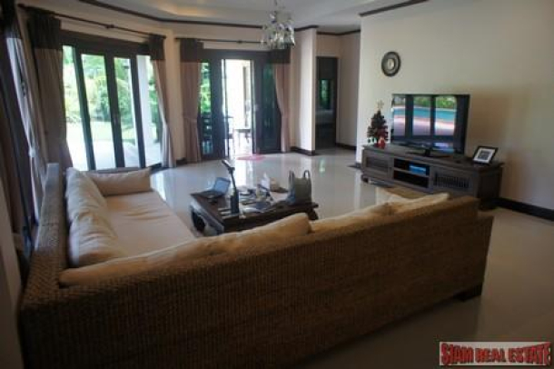 Fully Furnished Villa with 3 Bedrooms and Private Swimming Pool For Sale at Rawai, Phuket-4