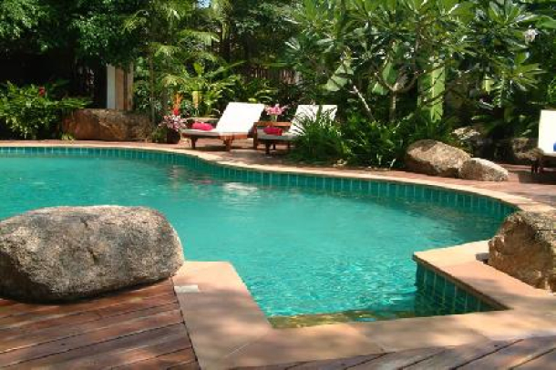 Detached 3 Bedroom House with Private Swimming Pool For Sale at Lamai, Koh Samui-6