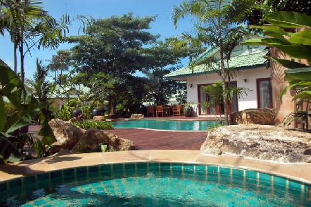Beach Village House - Fully Furnished 3 Bedroom House with a Private Swimming Pool and Jacuzzi For Holiday Rent at Lamai, Koh Samui-2