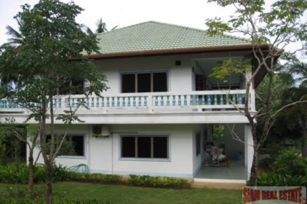 Five Bedroom House For Sale with Large Garden in Rawai-2