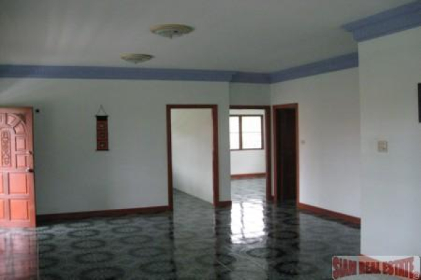 Five Bedroom House For Sale with Large Garden in Rawai-4